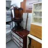 A MODERN WHITE AND BROWN WOOD EFFECT WARDROBE WITH THREE DRAWERS BELOW AND A CHEST OF THREE LONG