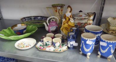 MIXED LOT OF CERAMICS, to include: ROYAL DOULTON FIGURE, ?SANDRA?, HN2275, NEW HALL BOUMIER