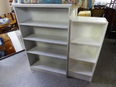 A GREY PAINTED WOOD FOUR TIER OPEN BOOKCASE AND A SMALL THREE TIER OPEN BOOKCASE (2)