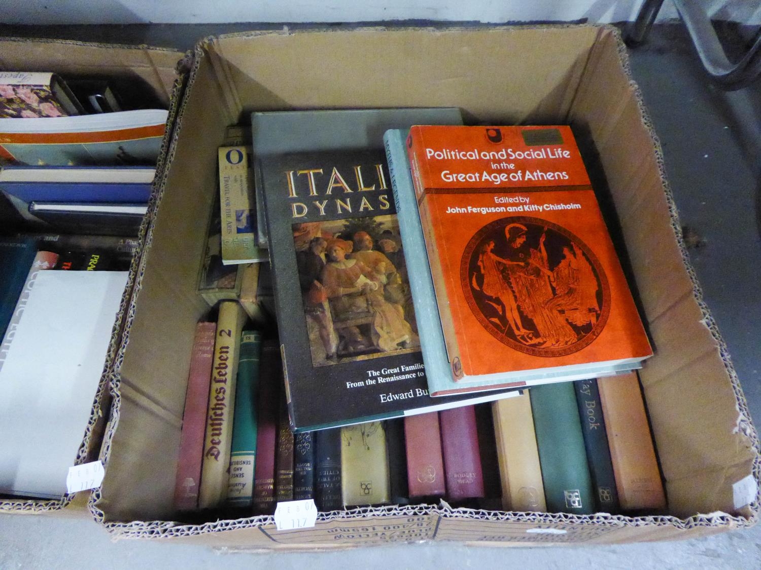 A QUANTITY OF BOOKS - MIXED NON-FICTION TITLES, VARIOUS SUBJECTS; MUSIC, FILM, HISTORY, TRAVEL, D. - Image 2 of 2