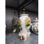 A PAIR OF PORTMERION FLORAL POTTERY VASE TABLE LAMPS (2)