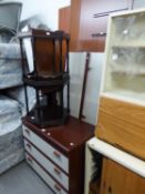 A MODERN WHITE AND BROWN WOOD EFFECT WARDROBE WITH THREE DRAWERS BELOW AND A CHEST OF THREE LONG