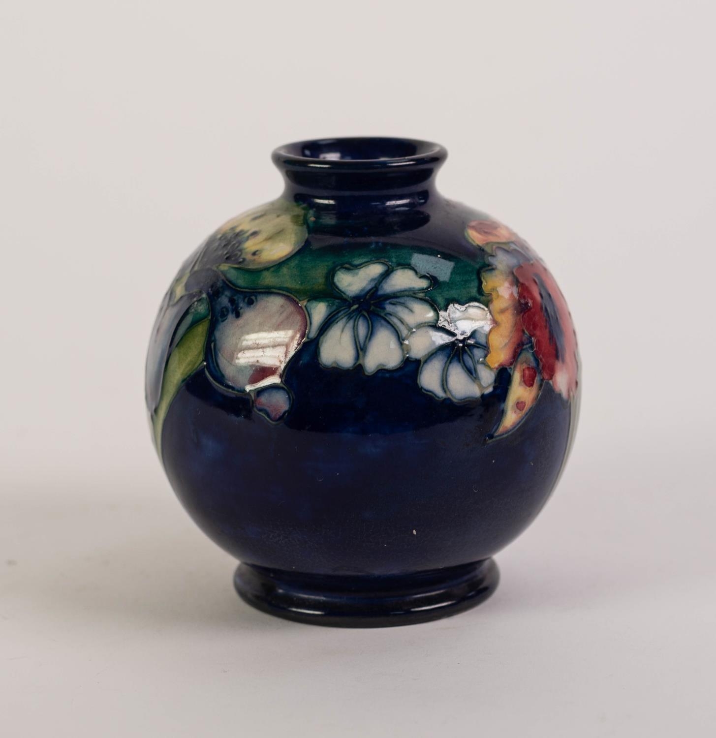 WILLIAM MOORCROFT TUBE LINED ?FRILLED AND SLIPPER ORCHID? POTTERY VASES, of footed, orbicular - Image 2 of 5