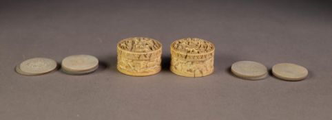 PAIR OF EARLY 20th CENTURY CHINESE IVORY SMALL CIRCULAR BOXES FOR GAMING COUNTERS, the screw-off