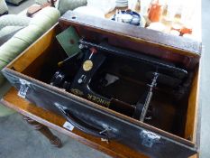 VINTAGE SINGER MANUAL PORTABLE SEWING MACHINE, IN SUITCASE PATTERN CASE