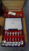CASED SET OF EP SILVER JUBILEE 1977 TEASPOONS AND ANOTHER (2)