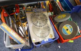 LARGE QUANTITY OF HAND TOOLS VARIOUS TO INCLUDE; HAND SAWS, DRILL BITS, TAPE MEASURE'S, BOX DRILL