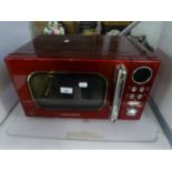 MORPHY RICHARDS 800w MICROWAVE IN RED