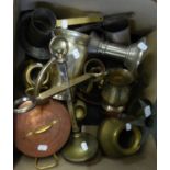 BRASS COFFEE GRINDER, HEAVY BRASS VASE, HALF PINT BRASS TANKARD, TWO PIERCED BRASS BOWLS AND OTHER