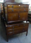 AN EARLY 20TH CENTURY MAHOGANY DRESSING CHEST WITH SWING MIRROR,  TWO SHORT AND TWO LONG DRAWERS