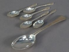 GEORGE V SILVER BEAD EDGED DESSERT SPOON BY WALKER & HALL, 7? (17.8cm) long, Sheffield 1925,