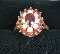 9ct GOLD OVAL GARNET AND PEARL THREE TIER CLUSTER RING, 3.5 gms, ring size N
