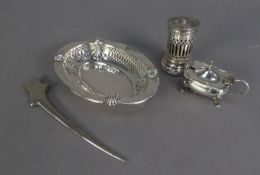 GEORGE VI PIERCED SILVER BON BON DISH, of oval form with pierced sides and shell capped plain