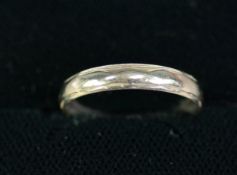 9ct WHITE GOLD WEDDING RING, 1.9gms, ring size 'O/P'