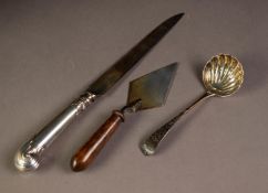 CAKE KNIFE WITH FILLED SILVER PISTOL GRIP HANDLE, together with a VICTORIAN SILVER CASTER SPOON,