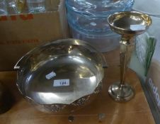 AN ELECTROPLATE CIRCULAR PEDESTAL FRUIT BOWL, WITH SWING HANDLE, SCALLOPED AND PIERCED BORDER; AN