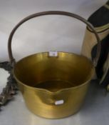 A BRASS VINTAGE JAM PAN WITH STEEL SWING HANDLE, 12? DIAMETER