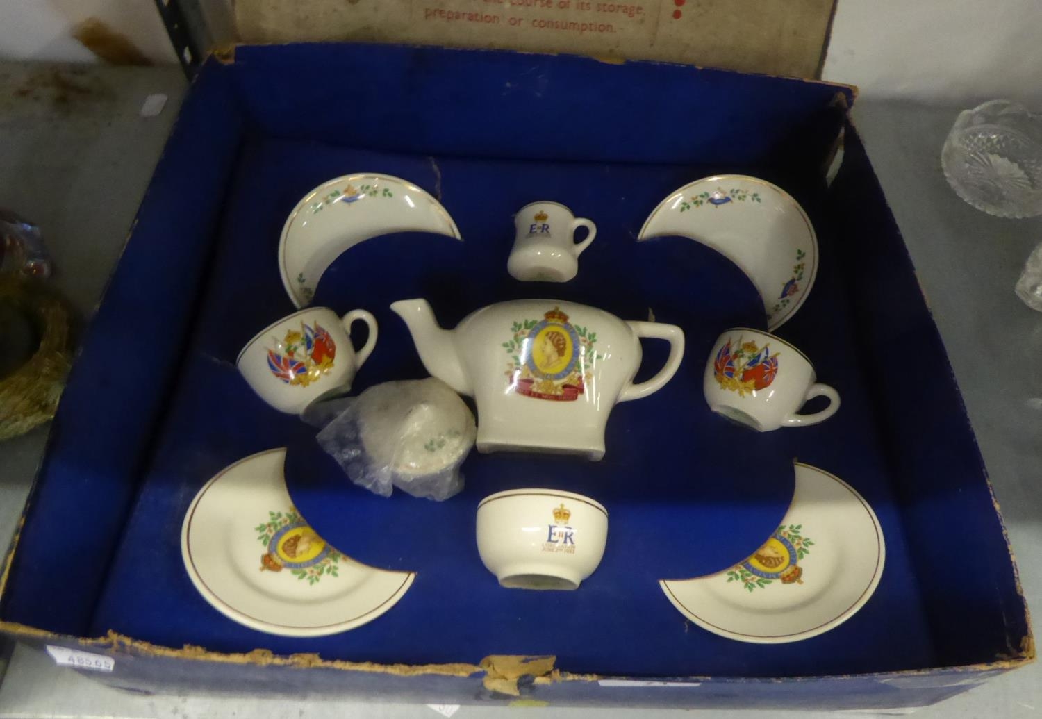 CAULDON CHILD'S BOXED POTTERY COMMEMORATIVE CORONATION TEA SET, 1953 FOR TWO, 9 PIECES WITH