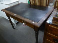 AN EDWARDIAN MAHOGANY WRITING TABLE, WITH LEATHER CLOTH INSET, WITH TWO DRAWERS