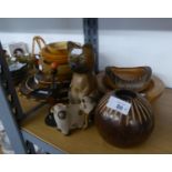 11 ITEMS OF TREEN INCLUDING; THREE WALTER STAHLI, SWISS FLORAL PLAQUES AND AN AFRICAN 1970's BLACK