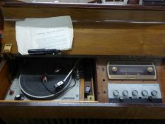 A DECCA DECOLA RADIOGRAM, CIRCA 1947, IN MAPLE CASE, FITTED WITH A CONNOISSEUR RECORD DECK, A LEAK