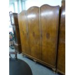 A QUARTERED ASH BEDROOM SUITE OF 2 PIECES, VIZ THREE DOOR WARDROBE AND A MILLINERY CABINET, WITH