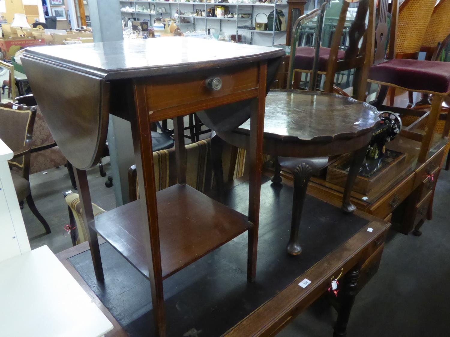A MAHOGANY INLAID DROP-LEAF OCCASIONAL TABLE, WITH SINGLE DRAWER AND SHELF BELOW AND A SMALL