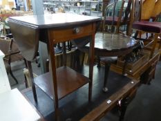 A MAHOGANY INLAID DROP-LEAF OCCASIONAL TABLE, WITH SINGLE DRAWER AND SHELF BELOW AND A SMALL