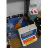 SELECTION OF VINTAGE TOYS, A TOMY TUTOR PLAY COMPUTER, A COOKER ETC.... (5)