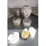FIVE CHINA SMALL TRINKET BOXES, VARIOUS AND A MODERN JAPANESE PORCELAIN GINGER JAR AND MATCHING