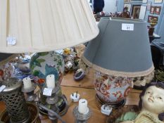 PAIR OF MODERN ORIENTAL POTTERY TABLE LAMPS, IN THE FORM OF GINGER JARS, WITH IRON RED DECORATION