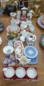 SELECTION OF SMALL DECORATIVE CHINA AND POTTERY ITEMS TO INCLUDE; ROYAL WORCESTER ONION SHAPE VASE