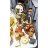 SMALL MIXED LOT, to include: MANTLE CLOCK, (a/f), PAIR OF TURNED WOOD CANDLESTICKS WITH
