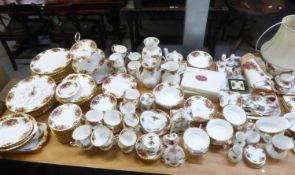IN EXCESS OF ONE HUNDRED AND FORTY PIECES OF ROYAL ALBERT ?OLD COUNTRY ROSES? POTTERY, including: