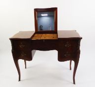 FRENCH STYLE MAHOGANY AND PARQUETRY INLAID KNEEHOLE DRESSING TABLE, the centre of the top lifting