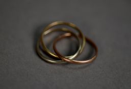 9CT THREE-COLOUR GOLD TRIPLE INTERLOCKING BAND RINGS (1), ring size K, 3.3gms