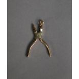 PAIR OF 9ct GOLD PLIERS with ring hanger, as a pendant, 2? long, London 1977, 13.3gms