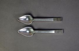 PAIR OF GEORG JENSEN PARALLEL PATTERN STERLING SILVER GRAPEFRUIT SPOONS, 5 ¾? (14.6cm) long, 2.