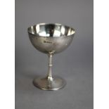 EDWARD VII SILVER COMMEMORATIVE GOBLET, of typical form with beaded knopped stem, 4 ½? (11.4cm)