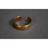 14ct GOLD BROAD BAND RING (cut), 4.3gms