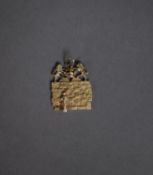 9ct GOLD ?WAILING WALL? PENDANT numbered ?70? verso, 4.7gms