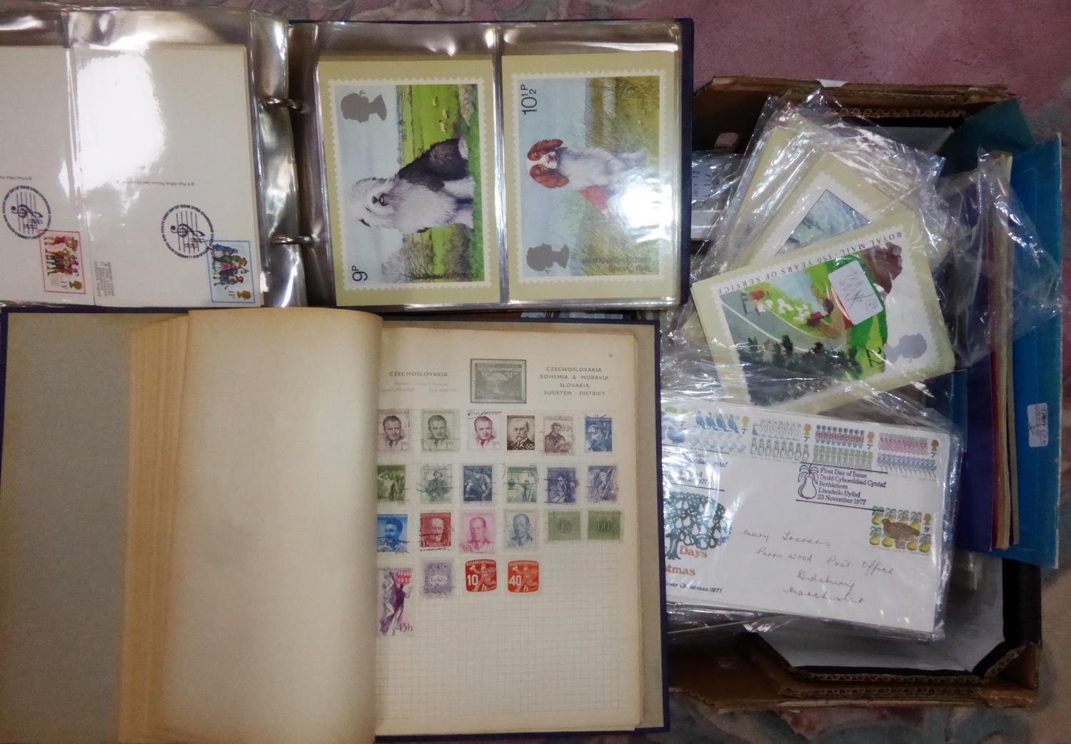 LARGE MIXED LOT TO INCLUDE I.O.M. FDCs G.B. PHQ CARDS, various albums and contents
