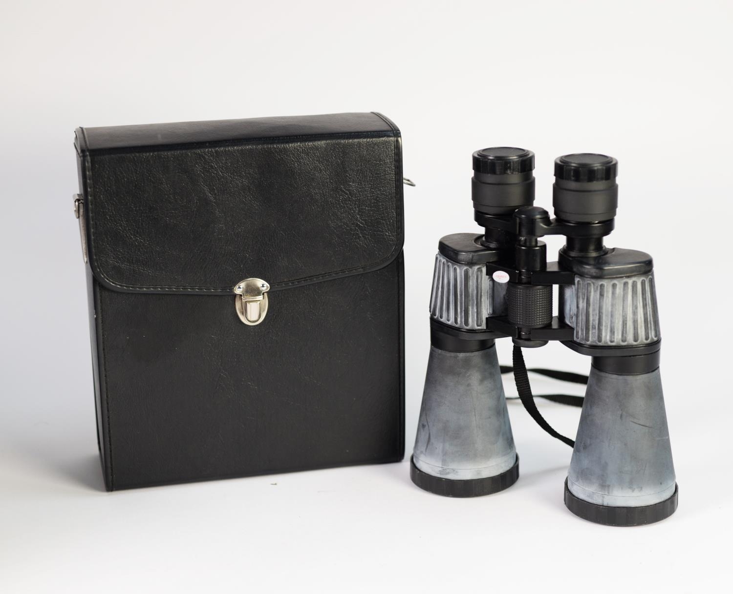 PAIR OF UNBRANDED POST-WAR HIGH MAGNIFICATION BINOCULARS with impact resistant black composition