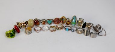 ITALIAN ART GLASS RING, size M/N and 26 various COSTUME RINGS (27)