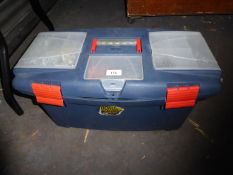 GOOD QUALITY TOOL BOX, CONTAINING A QUANTITY OF HEAVY DUTY TOOLS, SOCKETS, SPANNERS ETC....