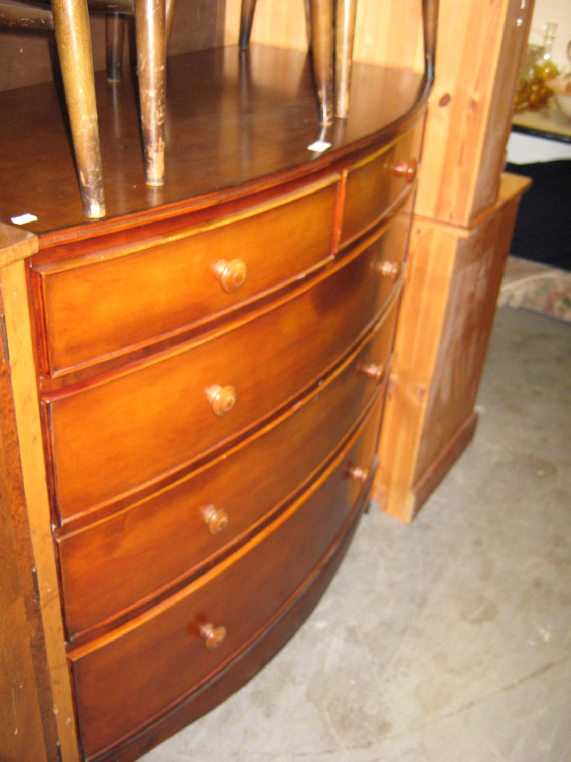 GEORGIAN STYLE MAHOGANY BOW FRONTED CHEST OF TWO SHORT AND THREE LONG DRAWERS