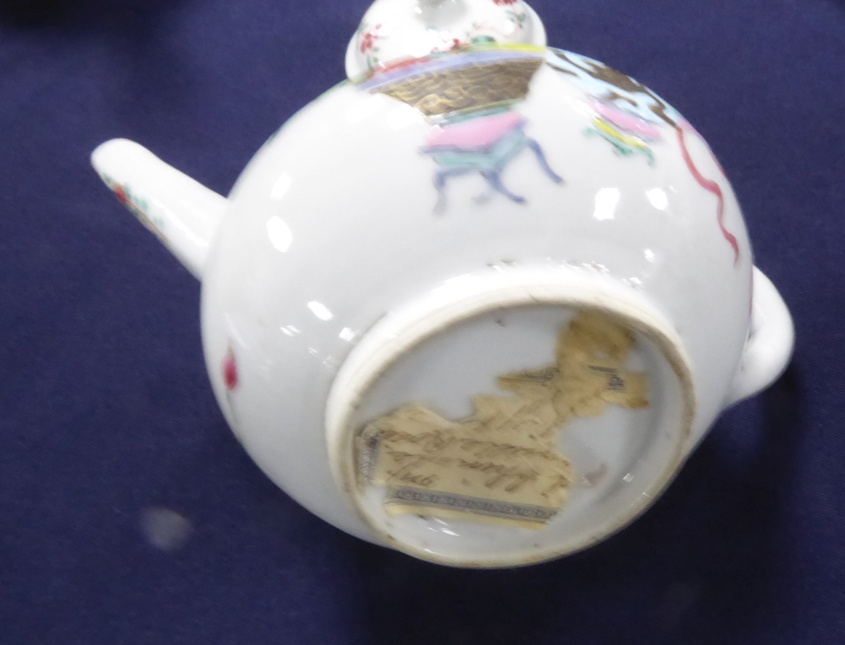FOUR CHINESE MID QING DYNASTY PORCELAIN TEAPOTS, one with replaced white metal spout, one with metal - Image 6 of 14