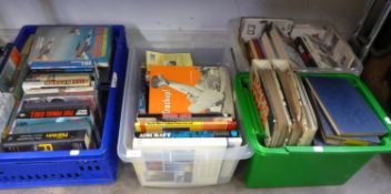 A LARGE QUANTITY OF VARIOUS NON-FICTION BOOKS - MAINLY RELATING TO MILITARY, WAR, AVIATION, TOGETHER
