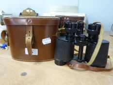 PAIR OF DELACROIX, PARIS, PRISM BINOCULARS WITH 7 X 35 COATED LENSES, IN LEATHER CASE