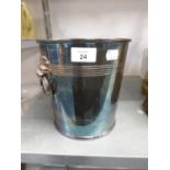GOOD QUALITY ELECTROPLATE ICE BUCKET WITH TWO LION'S MASK AND RING HANDLES, INTERIOR LOOSE DRAINER